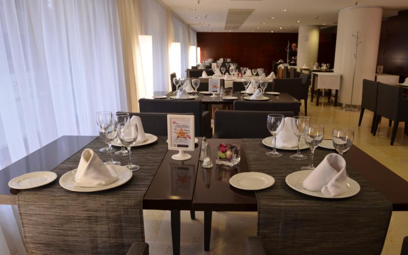 Zenit Don Yo Hotel Zaragoza Eksteriør billede